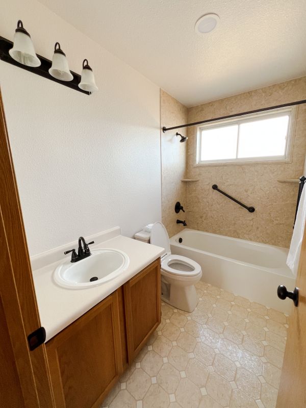 Top Bathroom Remodeling Companies in Westfield, IN